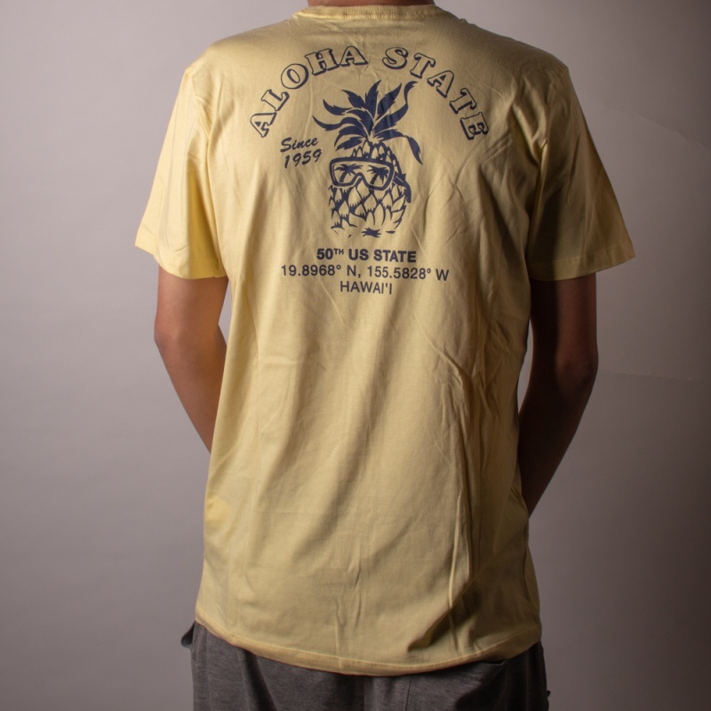 Camiseta RVCA Aloha Shop Amarelo